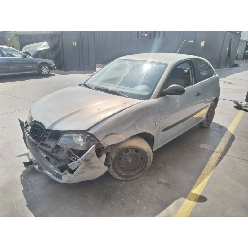 seat ibiza (6l1) del año 2003