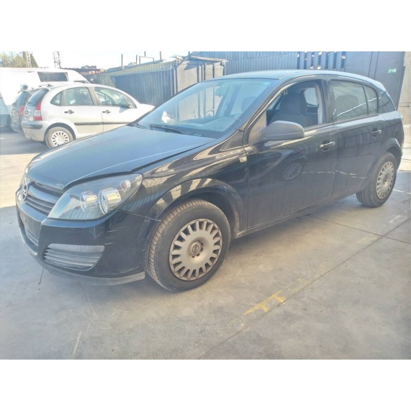 opel astra h berlina del año 2004