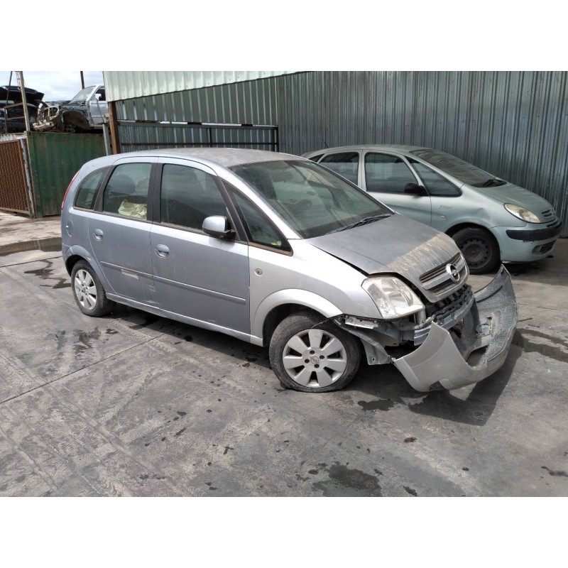 opel meriva del año 2004