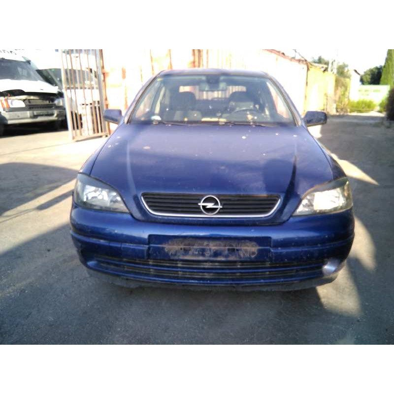 opel astra g berlina del año 2003