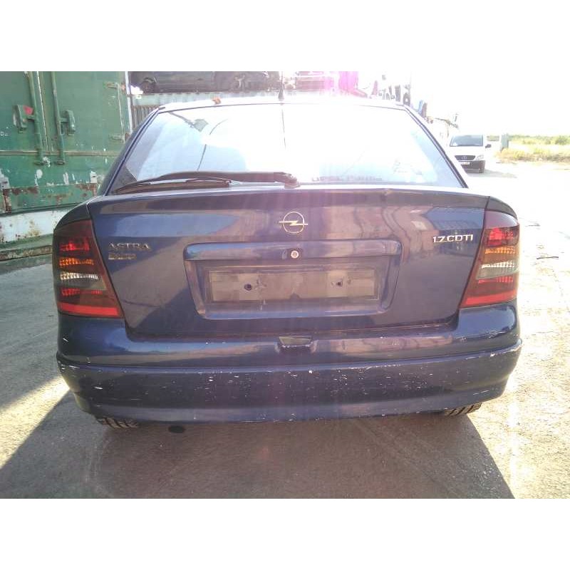 opel astra g berlina del año 2003