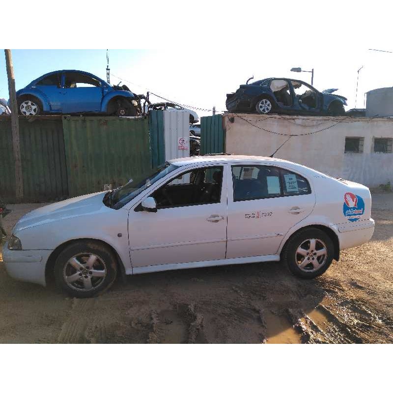 skoda octavia berlina (1u2) del año 2010