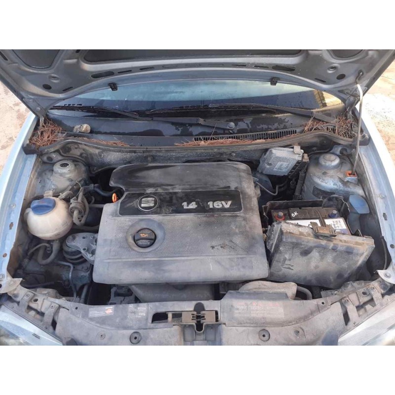 seat ibiza (6l1) del año 2003