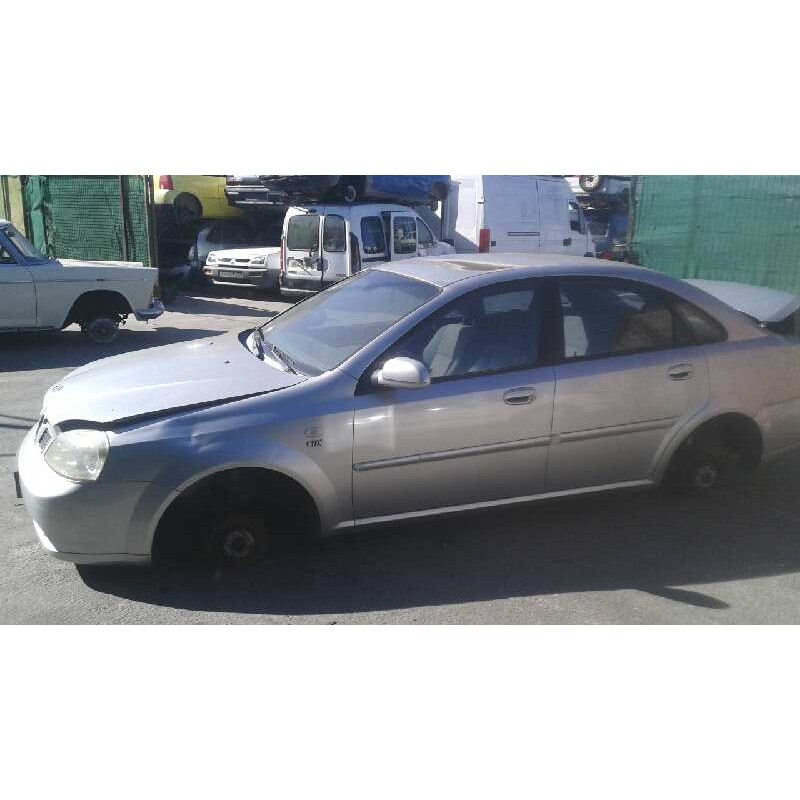 daewoo nubira berlina del año 2003
