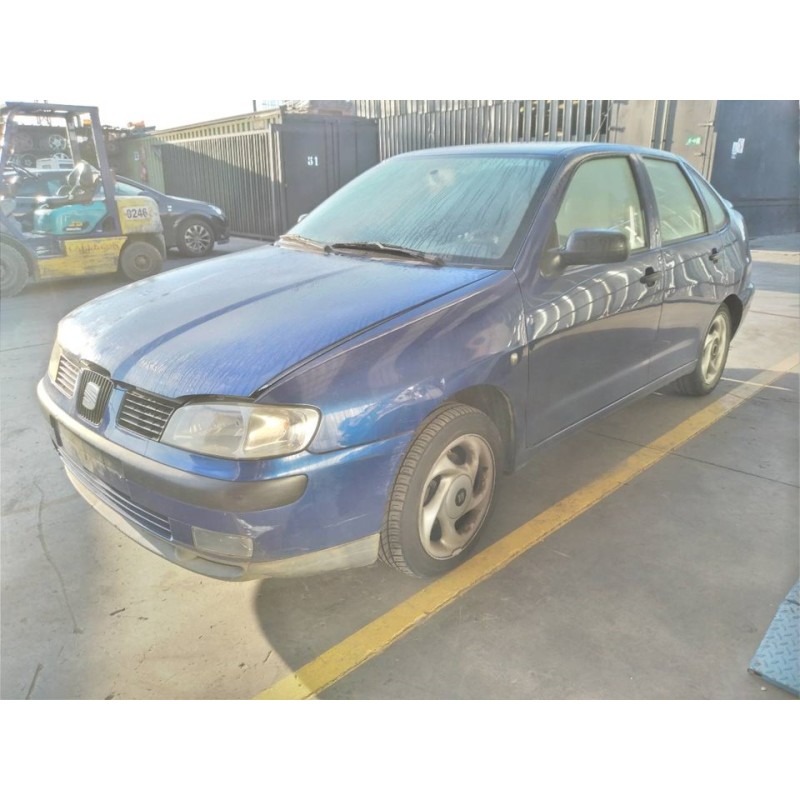 seat cordoba berlina (6k2) del año 2002