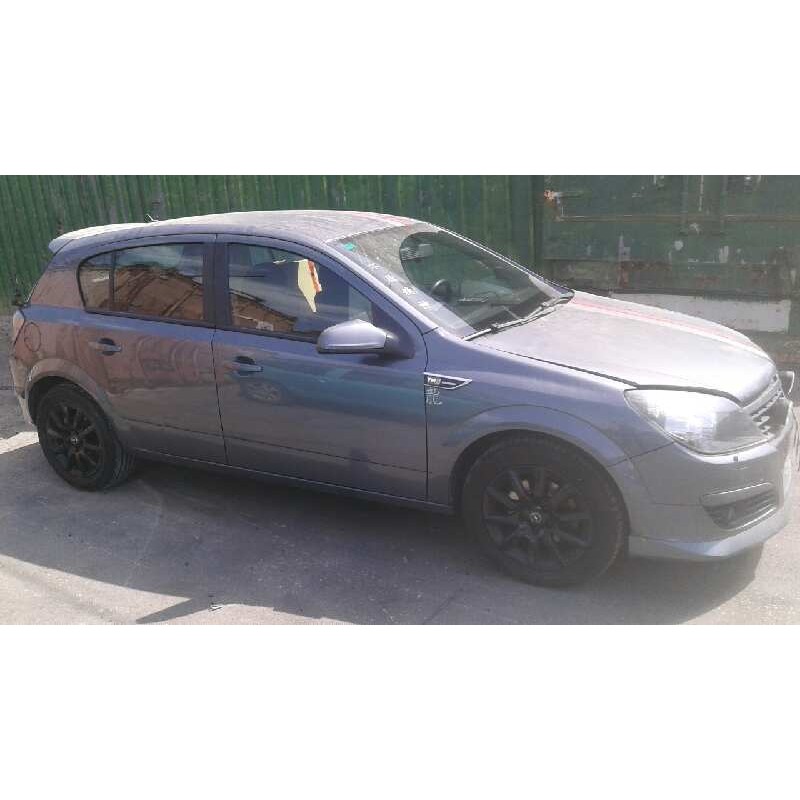 opel astra h berlina del año 2004