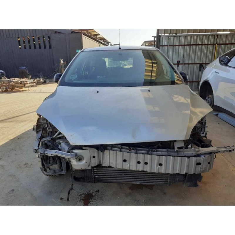 ford focus berlina (cap) del año 2005