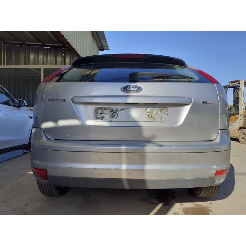 ford focus berlina (cap) del año 2005