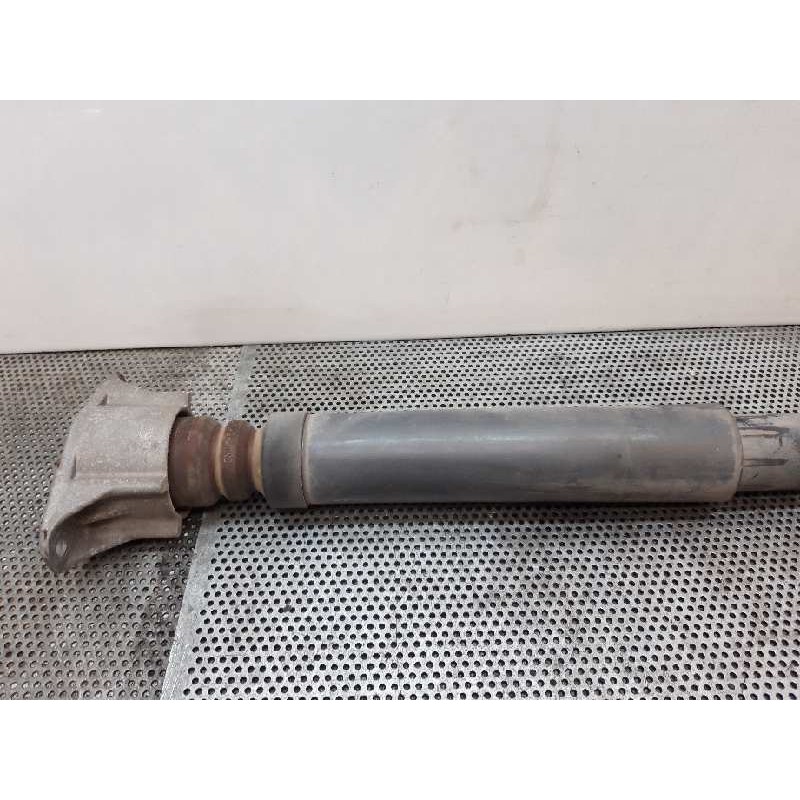 Recambio de amortiguador trasero derecho para volvo s40 berlina 2.0 diesel cat referencia OEM IAM 3