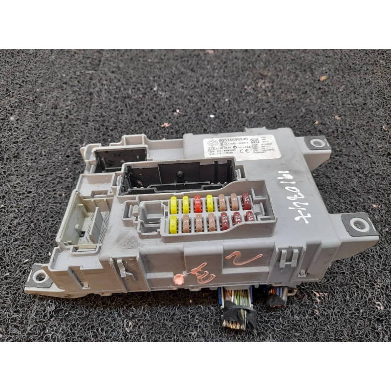 Recambio de caja reles / fusibles para fiat punto (evo) (199) dynamic referencia OEM IAM 518690940 90429532 
