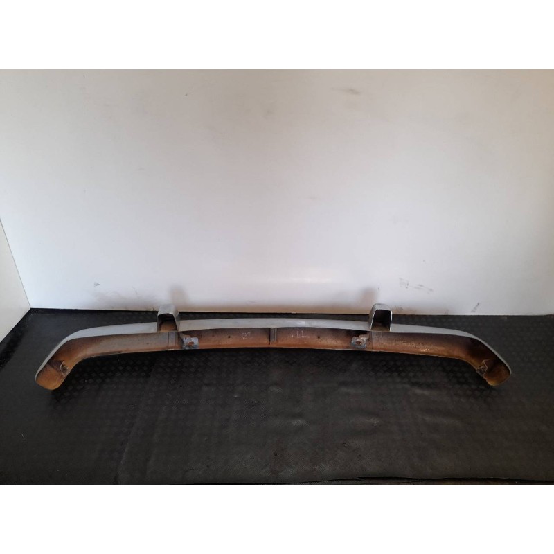 Recambio de paragolpes delantero para seat 1500 1.5 referencia OEM IAM - Blanco 2