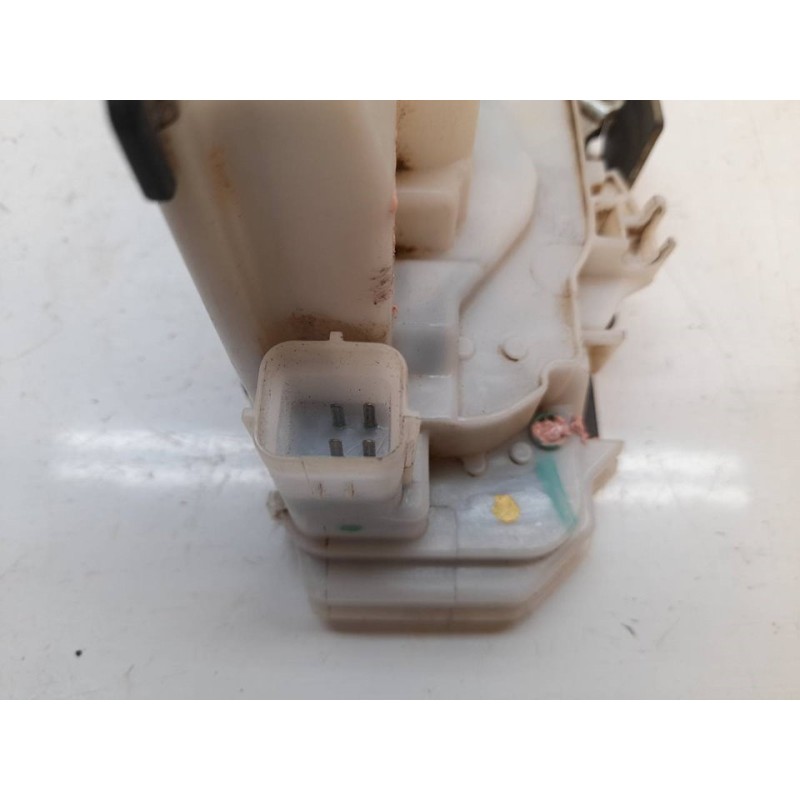 Recambio de cerradura puerta delantera derecha para fiat doblo emotion referencia OEM IAM - Blanco 3
