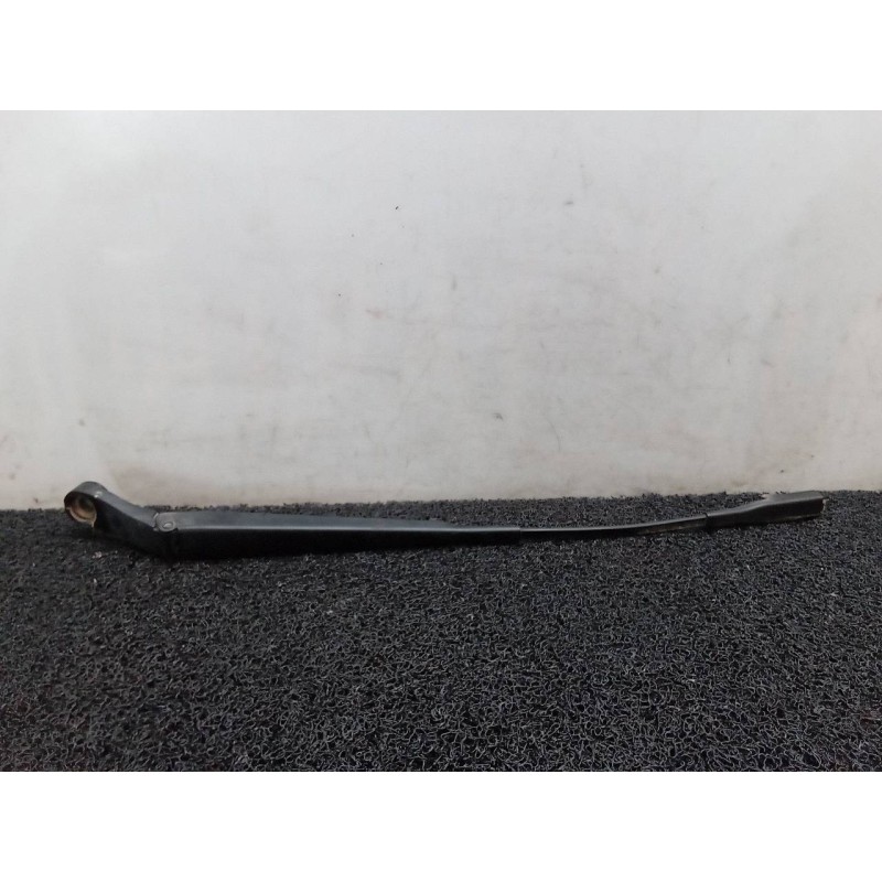 Recambio de brazo limpia delantero izquierdo para opel zafira b enjoy referencia OEM IAM   