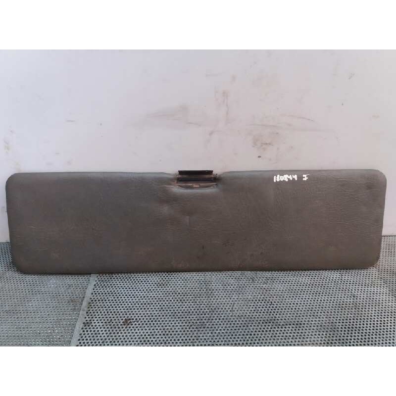 Recambio de parasol izquierdo para nissan serie l 35.08 referencia OEM IAM - Blanco 2