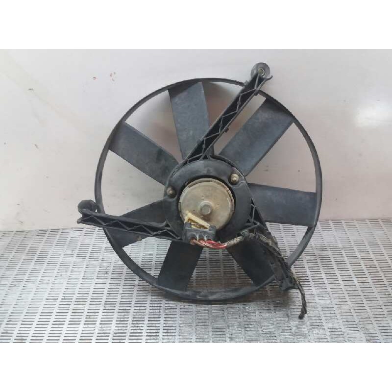 Recambio de electroventilador para volkswagen polo berlina (6n1) 1.3 referencia OEM IAM 01320107283 - Blanco 2