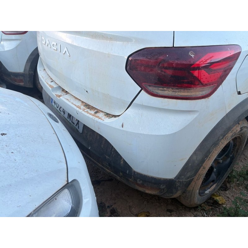 Recambio de paragolpes trasero para dacia sandero iii referencia OEM IAM - Blanco 2