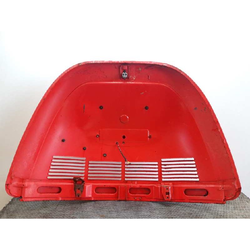 Recambio de porton trasero para volkswagen 1303 (escarabajo) referencia OEM IAM 2