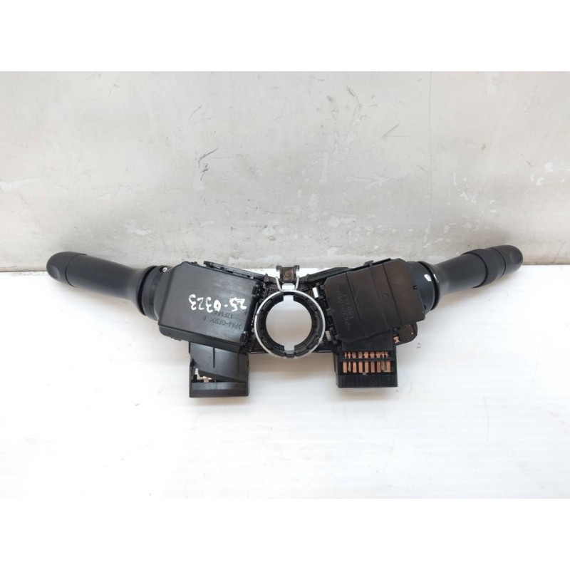 Recambio de mando luces para toyota yaris ts referencia OEM IAM 17F001 17F144 - Negro 3