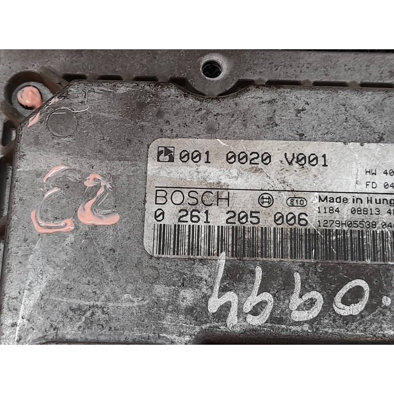 Recambio de centralita motor uce para smart coupe básico (45kw) referencia OEM IAM 0261205006 0010020V001 BOSCH - Blanco 2