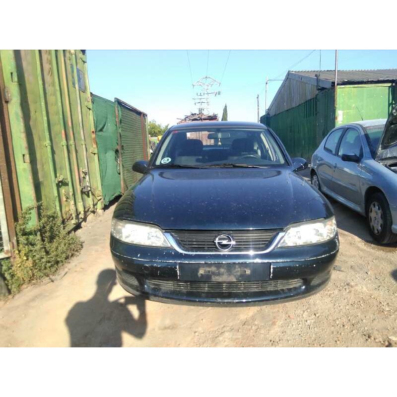 opel vectra b berlina del año 2002