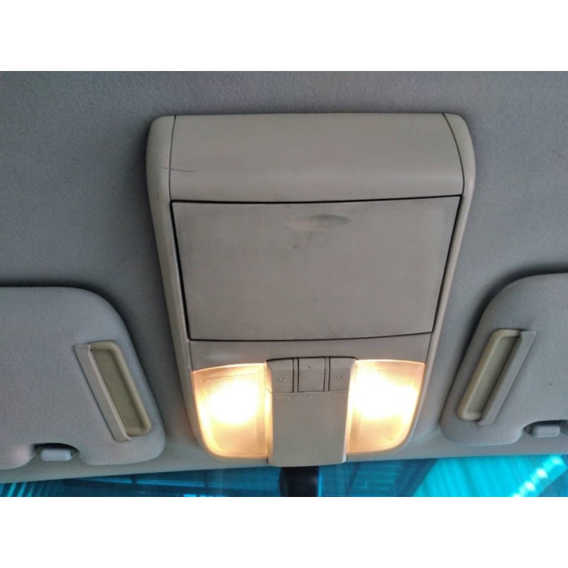 Recambio de luz interior para ssangyong rexton rx 270 plus / 270 xdi plus referencia OEM IAM - Negro 2