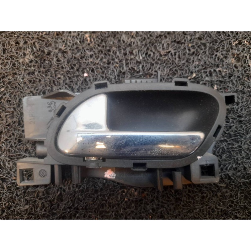 Recambio de maneta interior delantera izquierda para peugeot 308 sw sport referencia OEM IAM 9660525480  