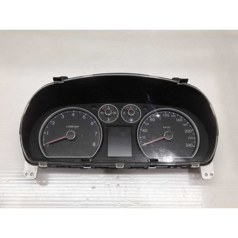 Recambio de cuadro instrumentos para hyundai i30 comfort referencia OEM IAM 940032R010 11001333501V 