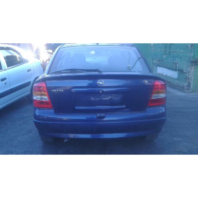 opel astra g berlina del año 2003