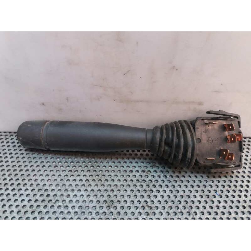 Recambio de mando limpia para nissan serie l 35.08 referencia OEM IAM - Blanco 2