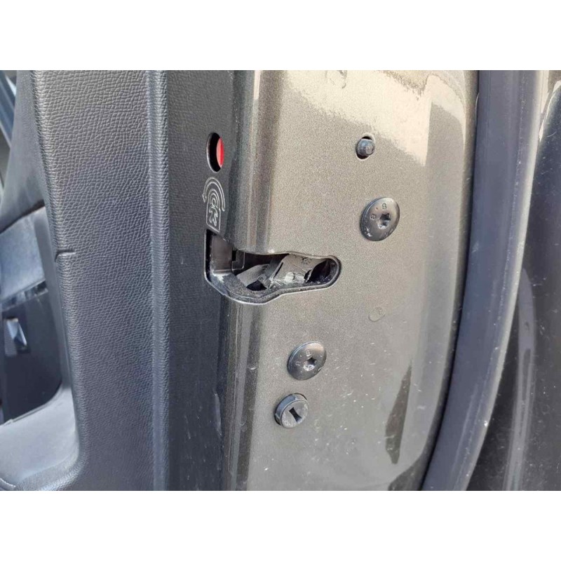 Recambio de cerradura puerta trasera derecha para peugeot 3008 allure referencia OEM IAM   
