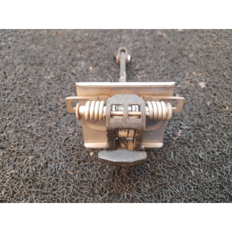 Recambio de retenedor puerta delantera izquierda para peugeot 308 sw sport referencia OEM IAM - Negro 2