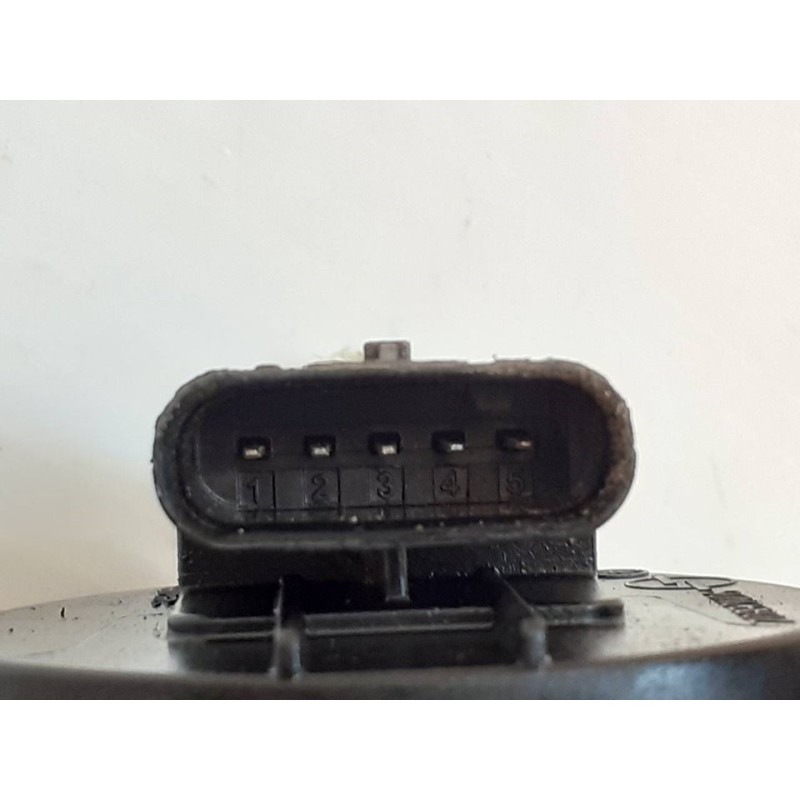 Recambio de valvula egr para bmw serie 3 lim. (f30) 318d referencia OEM IAM 7810871  WAHLER - Gris 2