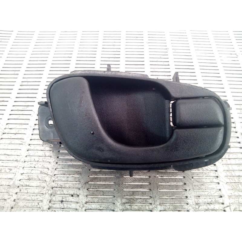 Recambio de maneta interior trasera derecha para daewoo lanos 1.3 referencia OEM IAM   