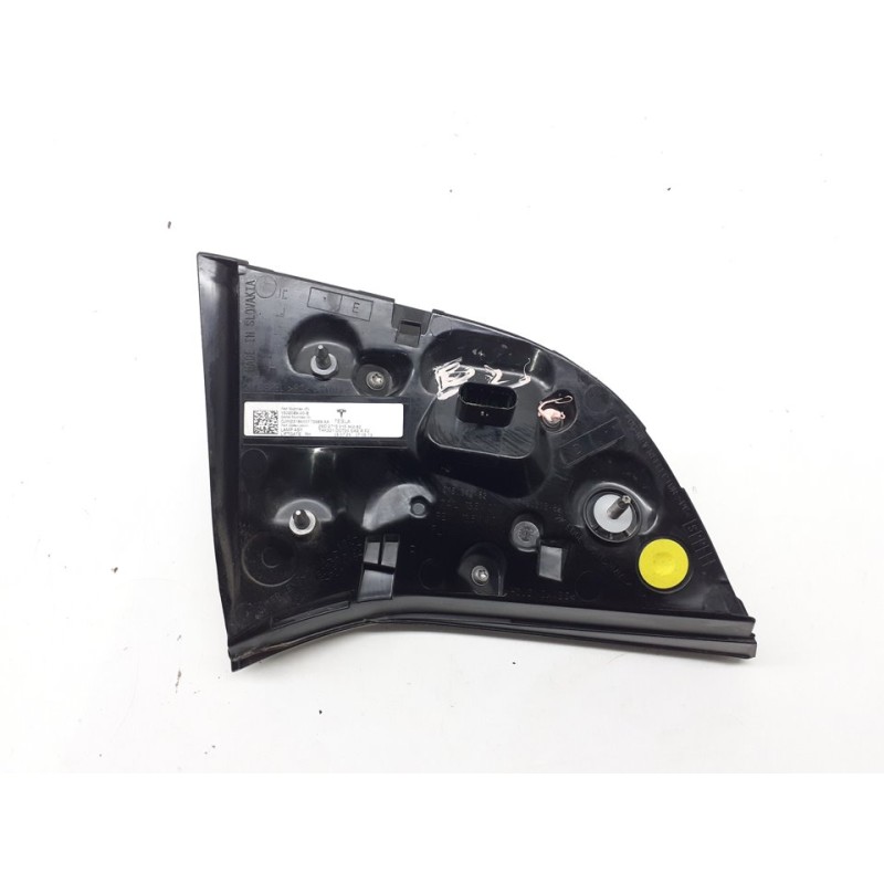 Recambio de piloto trasero derecho interior para tesla model y gran autonomia dual awd referencia OEM IAM CJW2318400172989AA - Blanco 3