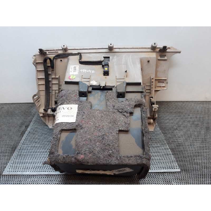 Recambio de guantera para volvo s40 berlina 2.0 diesel cat referencia OEM IAM 2