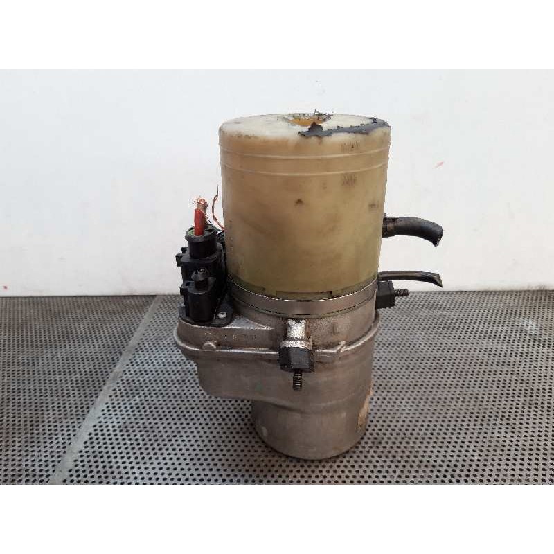 Recambio de bomba direccion para audi a2 (8z) 1.4 tdi colour.storm referencia OEM IAM 4