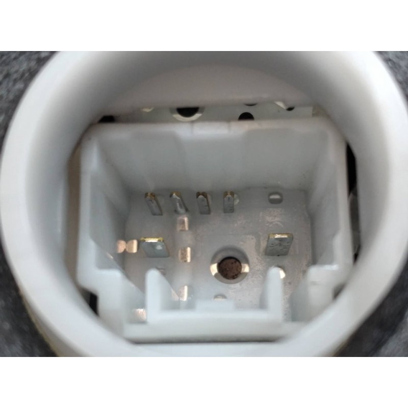 Recambio de cerradura puerta delantera derecha para toyota yaris ts referencia OEM IAM 2C - Negro 3