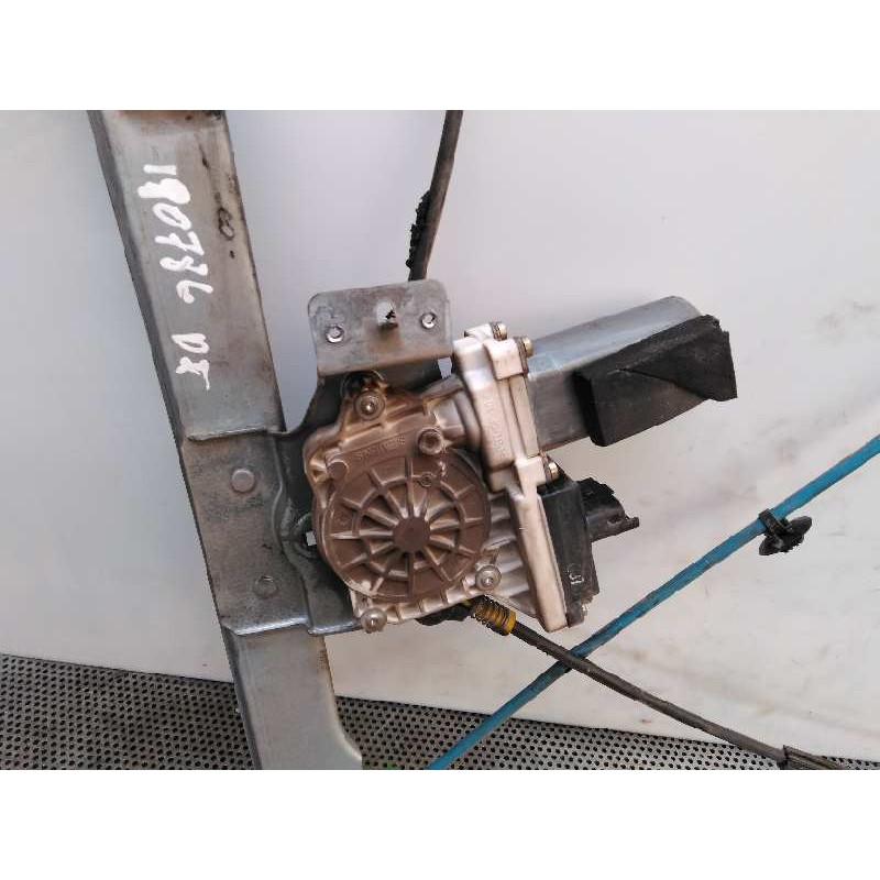 Recambio de elevalunas delantero izquierdo para citroën c2 vtr referencia OEM IAM - Negro 2