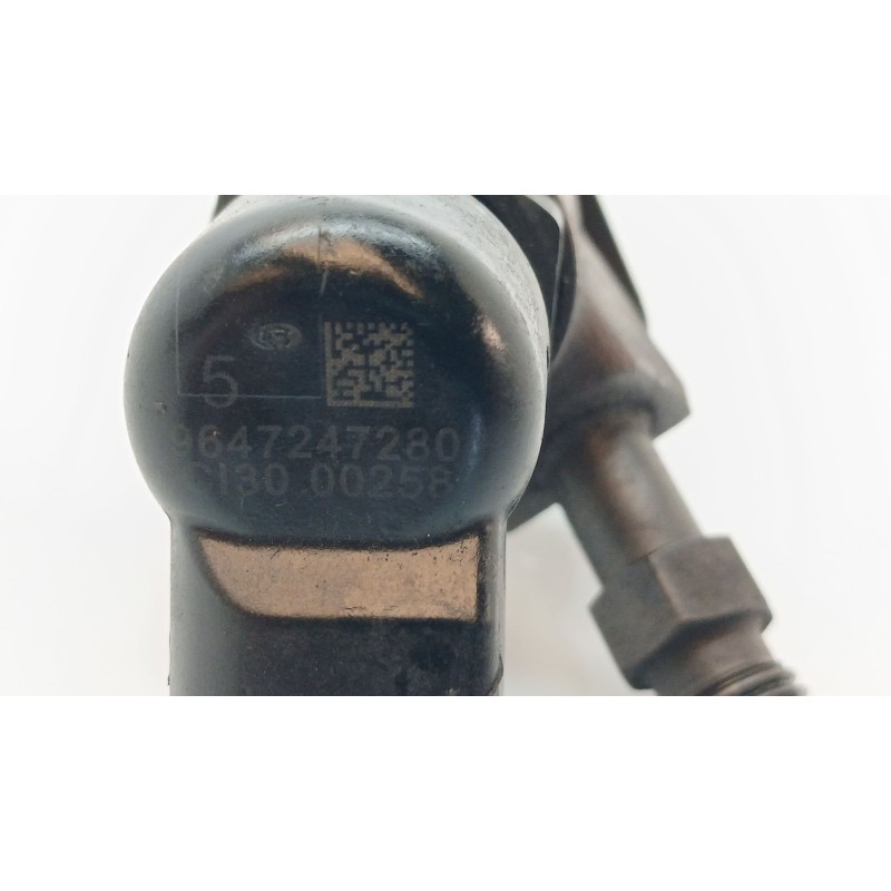 Recambio de inyector para ford focus c-max (dm2) 2.0 tdci referencia OEM IAM 9647247280 - Negro 2