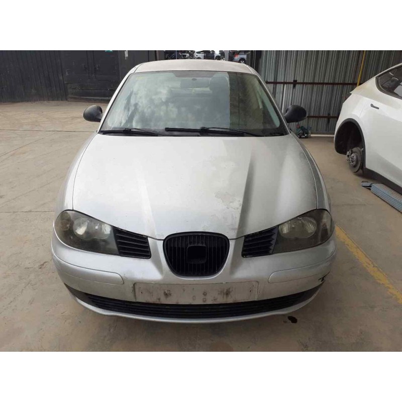 seat ibiza (6l1) del año 2003