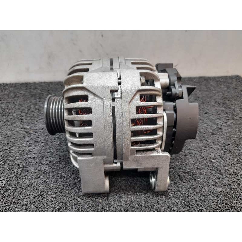 Recambio de alternador para saab 9-3 berlina 2.2 tid vector referencia OEM IAM 210725B  