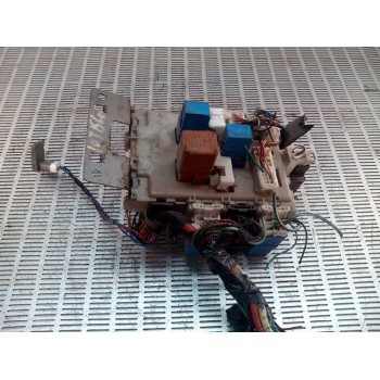 CAJA RELES / FUSIBLES 243504U100 