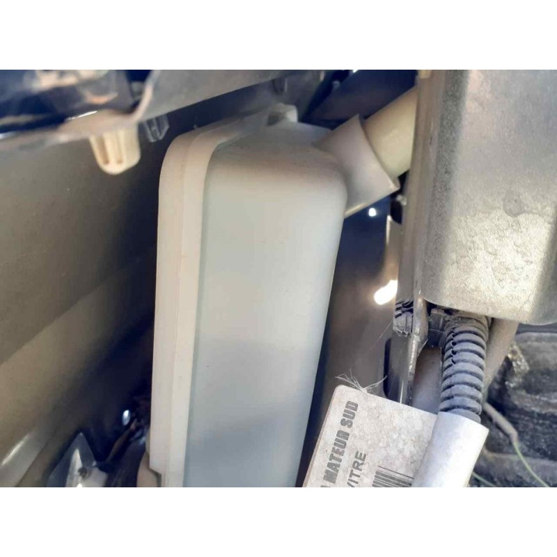 Recambio de deposito limpia para peugeot 3008 allure referencia OEM IAM 3