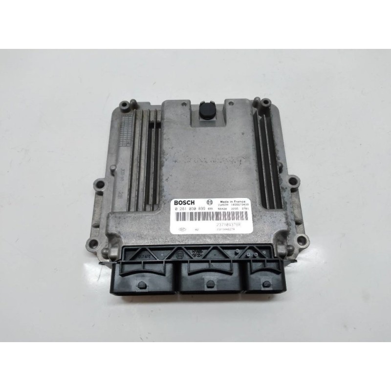 Recambio de centralita motor uce para renault kangoo emotion referencia OEM IAM 0281030899 237104376R BOSCH