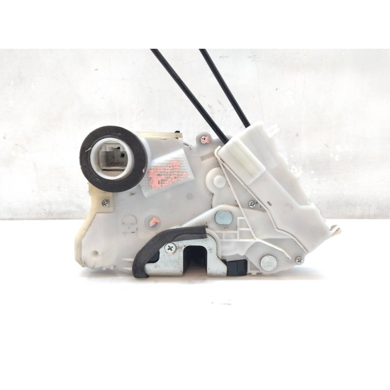 Recambio de cerradura puerta delantera izquierda para toyota yaris ts referencia OEM IAM 1D - Negro 5
