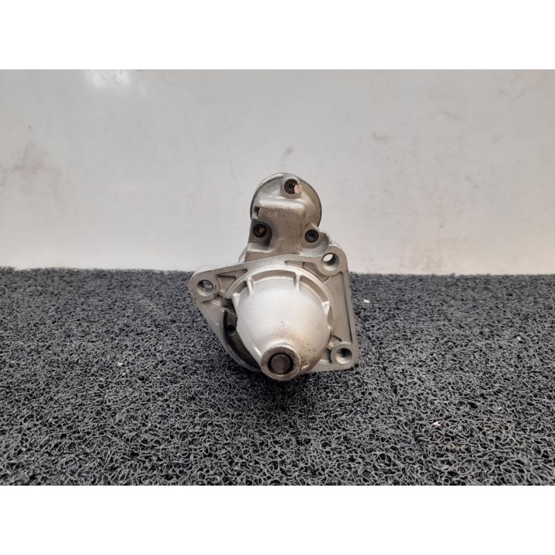 Recambio de motor arranque para ford fiesta berlina quarz referencia OEM IAM 011050 0001107417 4