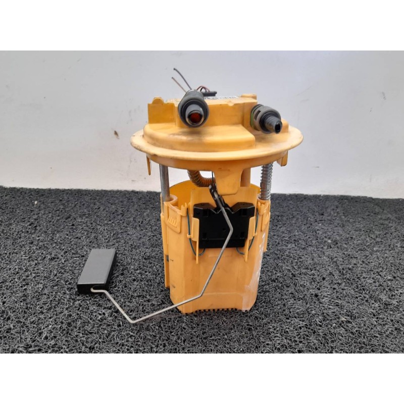 Recambio de aforador para citroën c3 picasso sx referencia OEM IAM 9685044780  SIEMENS