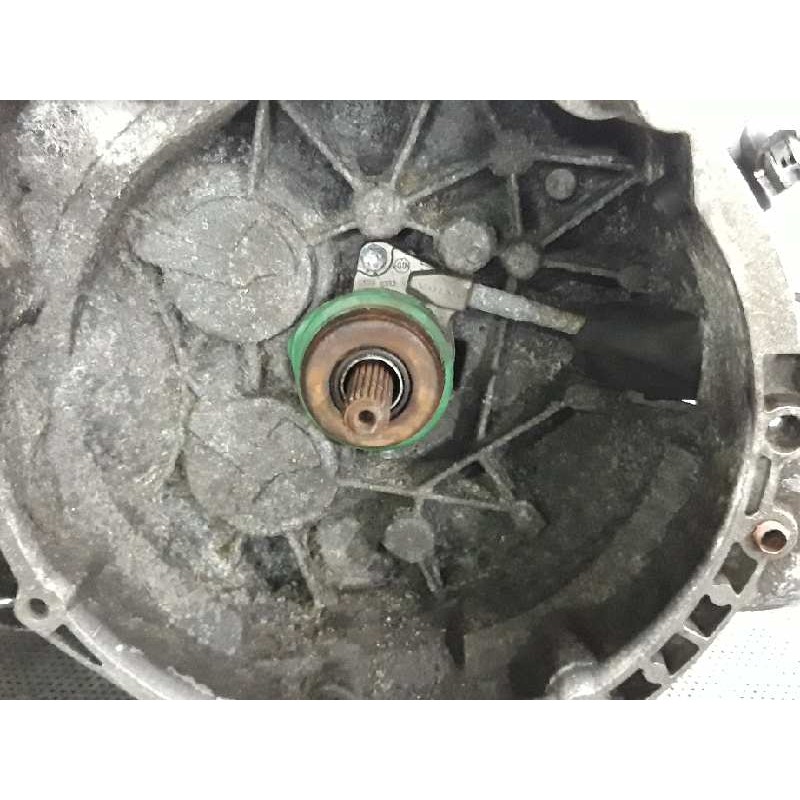 Recambio de caja cambios para volvo s40 berlina 1.9 diesel cat referencia OEM IAM P30611799 799M56L2 - Verde 2