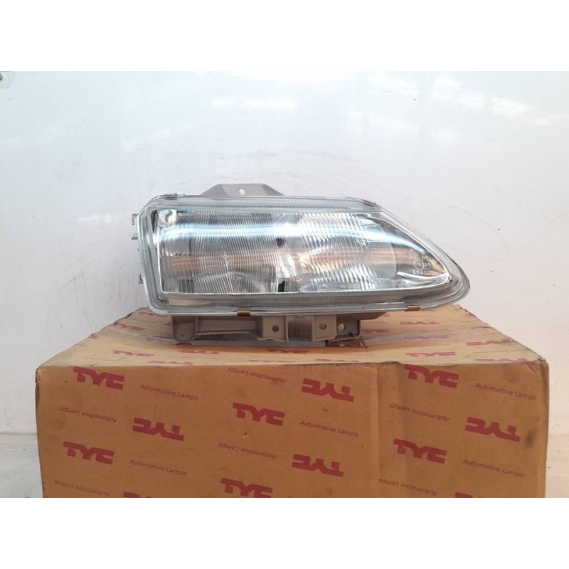 Recambio de faro derecho para renault laguna (b56) referencia OEM IAM 203263182 17992 