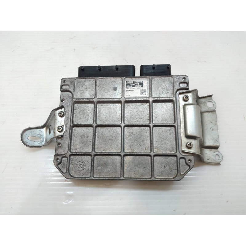 Recambio de centralita motor uce para toyota yaris ts referencia OEM IAM 896610DB01 MB2754001830 - Negro 2